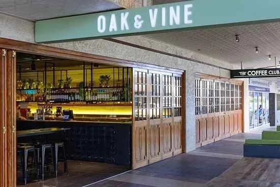 OAK & VINE RESTAURANT 